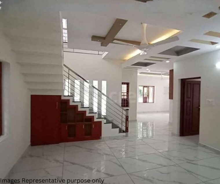 Living Room, west fort 4 Bedroom 2000 Sq.Ft. Villa In West Fort Thrissur 10504561