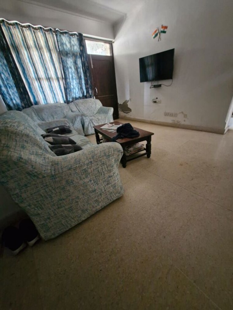 Living Room, hamdam-apartment 5 Bedroom 3000 Sq.Ft. Apartment In Sector 18 Dwarka Delhi 10504566