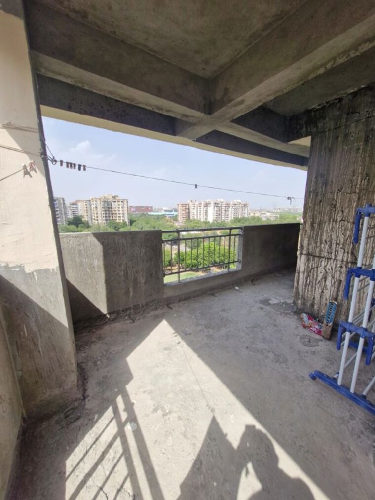  Parking, hamdam-apartment 5 Bedroom 3000 Sq.Ft. Apartment In Sector 18 Dwarka Delhi 10504566
