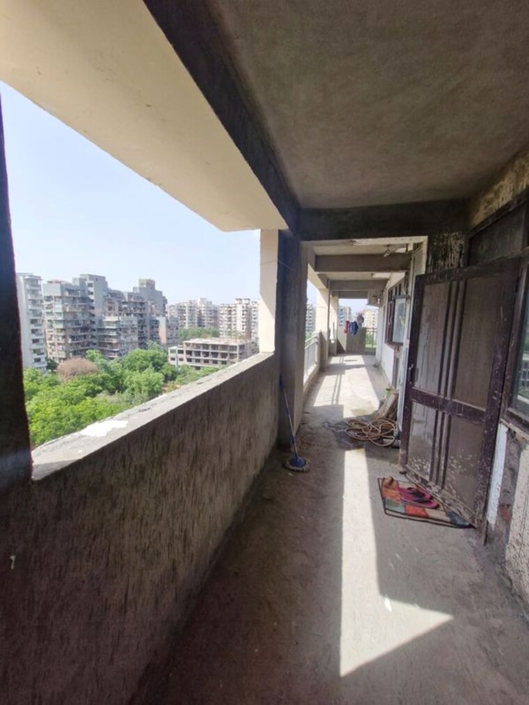 Balcony, hamdam-apartment 5 Bedroom 3000 Sq.Ft. Apartment In Sector 18 Dwarka Delhi 10504566