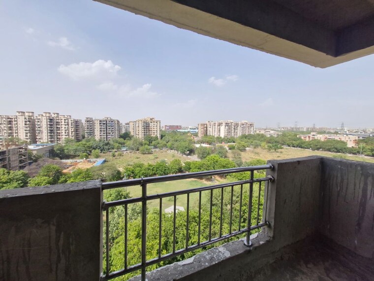 Balcony, hamdam-apartment 5 Bedroom 3000 Sq.Ft. Apartment In Sector 18 Dwarka Delhi 10504566