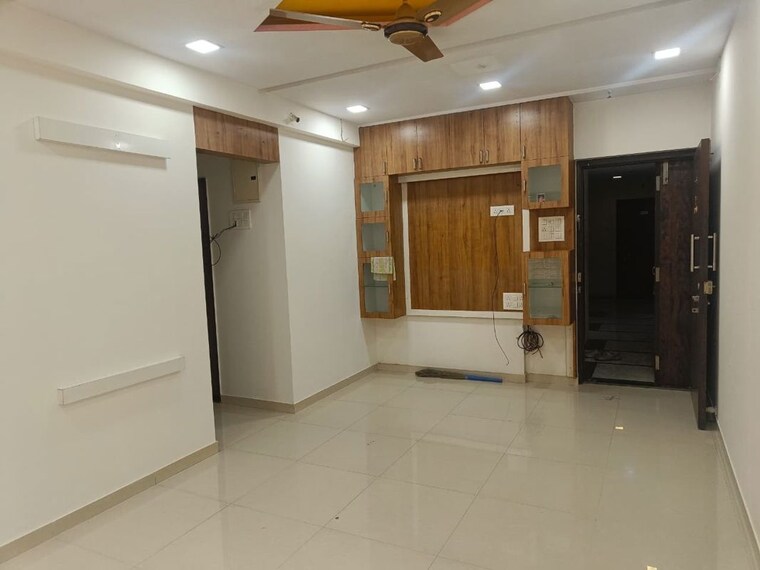 Room, swaroop-residency 1 Bedroom 500 Sq.Ft. Apartment In Ghatkopar East Mumbai 10504594