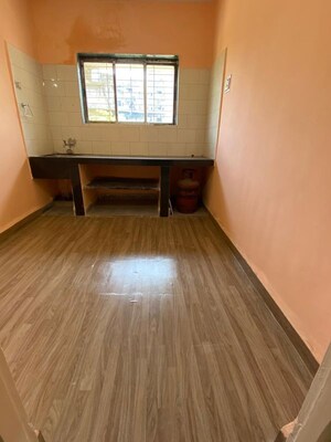 Room in 1 BHK Apartment at Ashtavinayak CHS Chembur, Tilak Nagar – for Rent