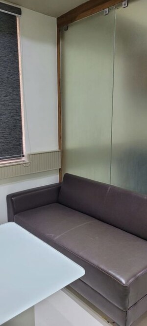 Room in  Office Space at Gota – for Rent