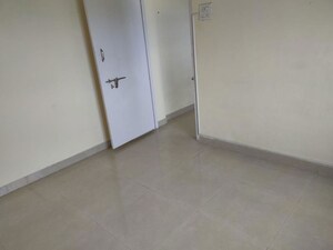 Room in 1 BHK Apartment at Sapphire Lakeside, Powai – for Rent