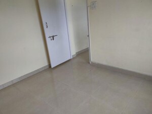 Room in 1 BHK Apartment at Sapphire Lakeside, Powai – for Rent