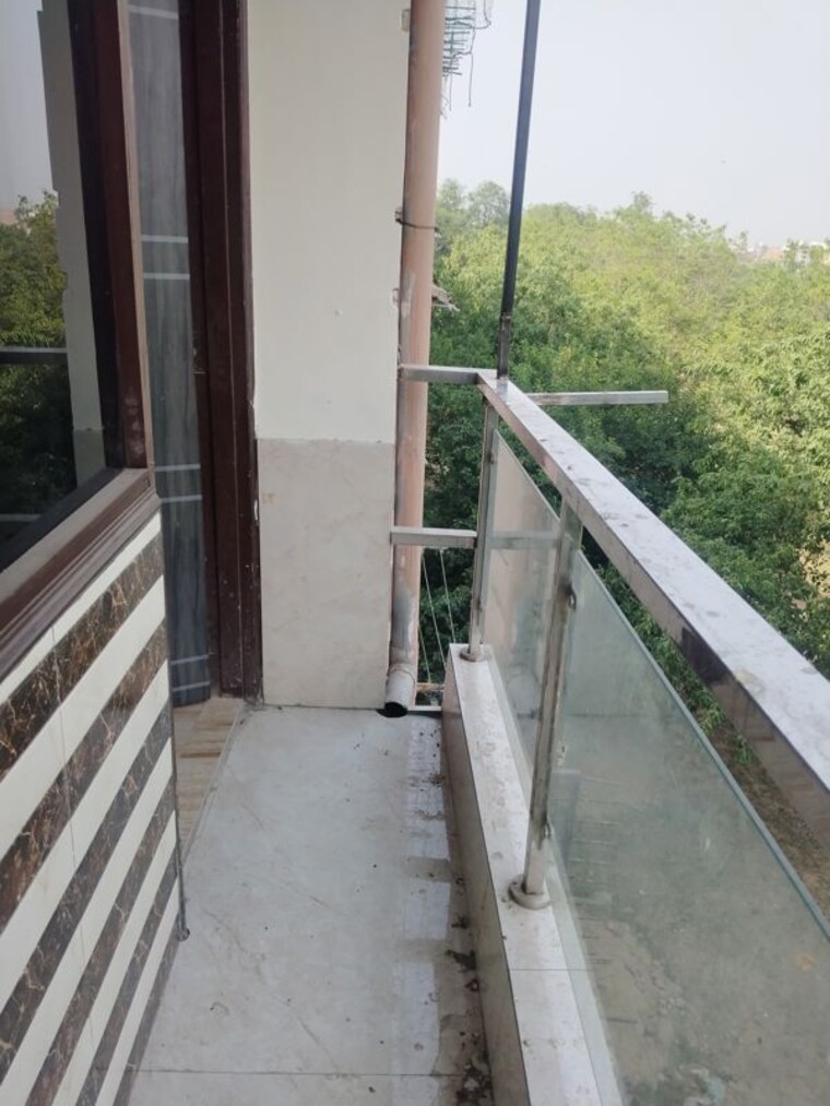 Balcony, panchsheel vihar 2 Bedroom 850 Sq.Ft. Apartment In Panchsheel Vihar Delhi 10468723