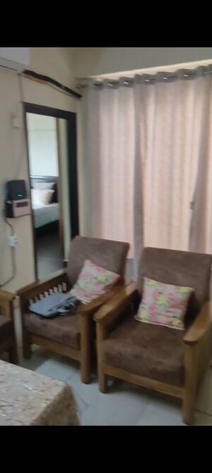 Living Room in 3.5 BHK Builder Floor at Wave City, Wave City – for Sale