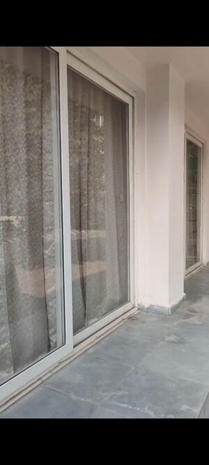 Building Lobby in 3.5 BHK Builder Floor at Wave City, Wave City – for Sale