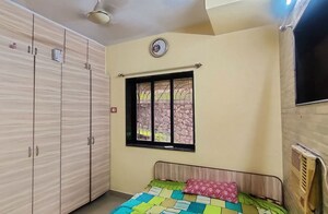 Bedroom in  Pg at Kandivali East – for Rent