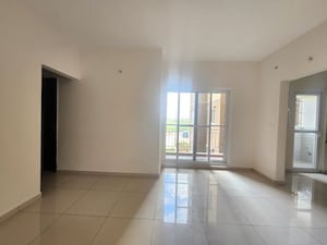 Room in 2 BHK Apartment at Shriram WYT Field, Budigere – for Sale
