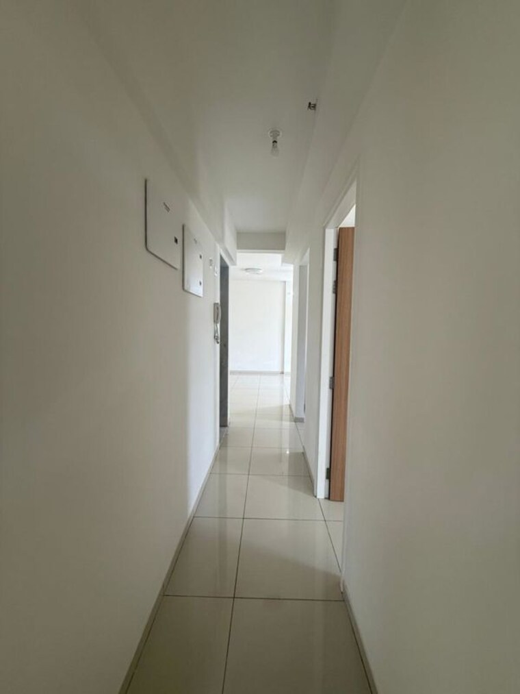 undefined, godrej-emerald 3 Bedroom 1200 Sq.Ft. Apartment In Ghodbunder Road Thane 10504683