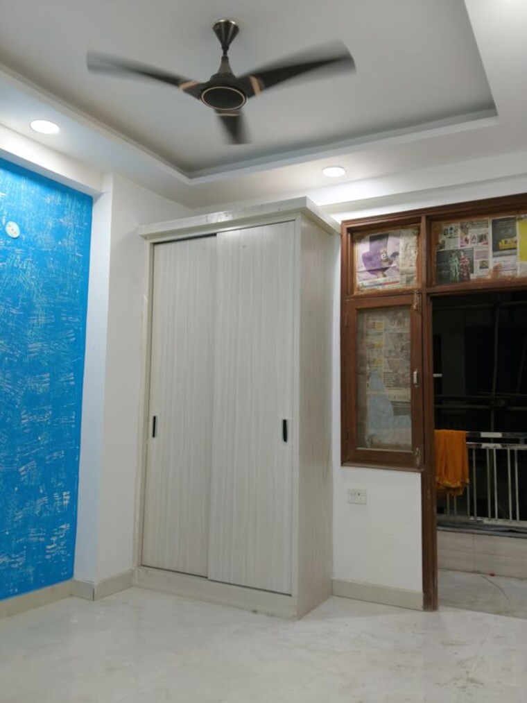undefined, sector 73 2 Bedroom 1000 Sq.Ft. Builder Floor In Sector 73 Noida 10504720