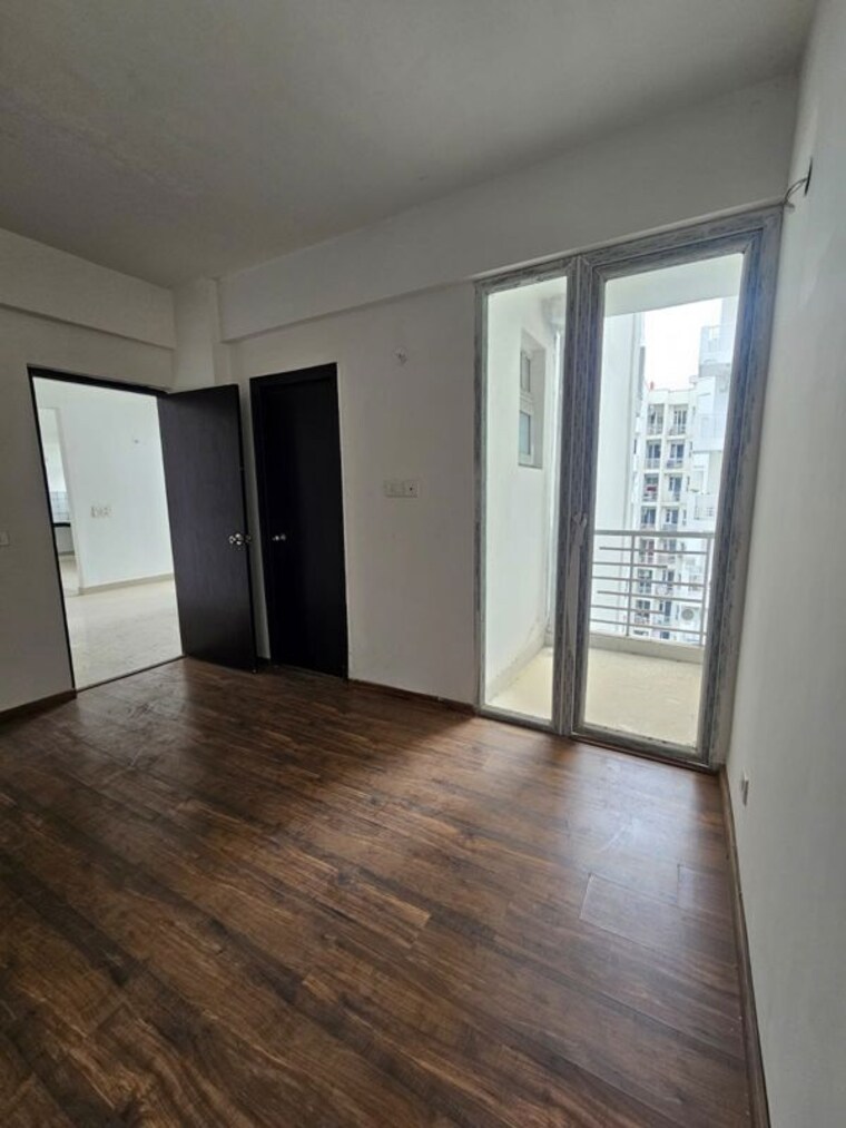 Room, urban-axis-urban-woods 2 Bedroom 1099 Sq.Ft. Apartment In Sushant Golf City Lucknow 10504721