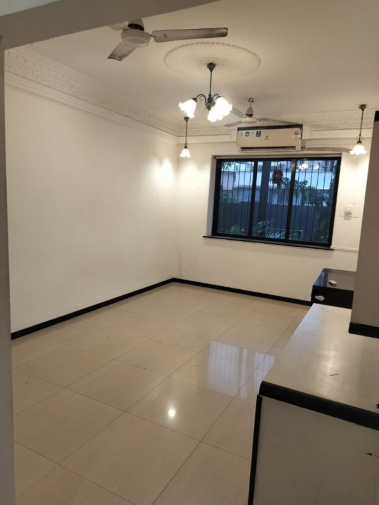 Room, hill-road-chs 2 Bedroom 900 Sq.Ft. Apartment In Bandra West Mumbai 10504735