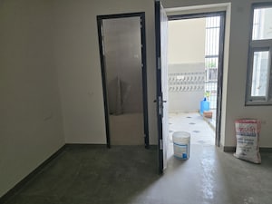 Room in 4 BHK Independent House at Sector 112 – for Rent