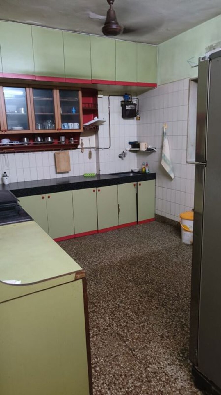 Kitchen, shiv-ganga-chs 2 Bedroom 700 Sq.Ft. Apartment In Santacruz East Mumbai 10504746