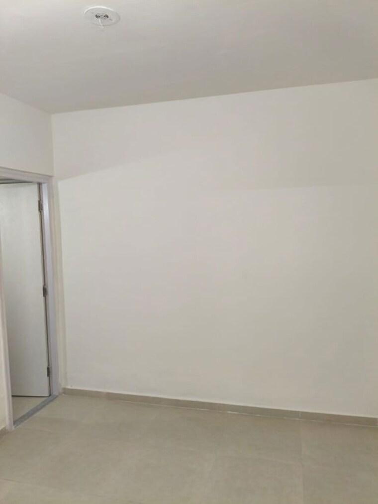 Room, raunak-city-phase-2 1 Bedroom 430 Sq.Ft. Apartment In Kalyan West Thane 10504778