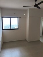 1 BHK 430 Sq.Ft. Apartment in Raunak City Phase 2