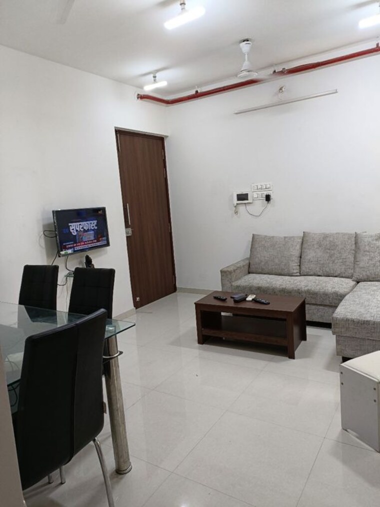 Hall, runwal-eirene 2 Bedroom 564 Sq.Ft. Apartment In Balkum Pada Thane 10504793