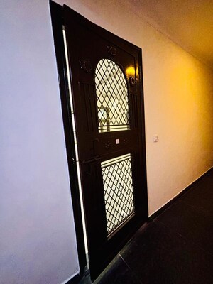 Furnished Amenities in 3 BHK Builder Floor at Chattarpur – for Rent