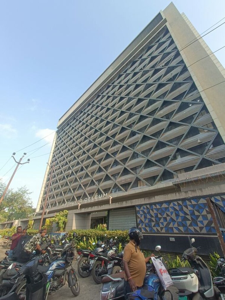 Exterior View, kumbhariya Commercial Office Space 85.72 Sq.Mt. In Kumbhariya Surat 10405988