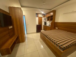 1 RK Builder Floor For Rent in Sector 57