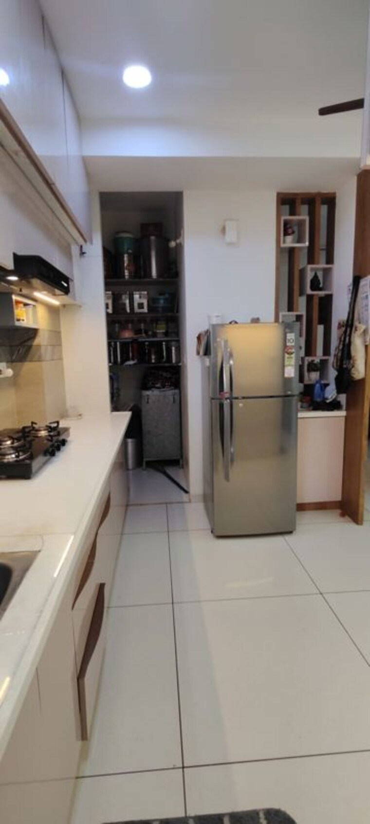 Kitchen, anand nagar 3 Bedroom 1377 Sq.Ft. Apartment In Anand Nagar Ahmedabad 10504895