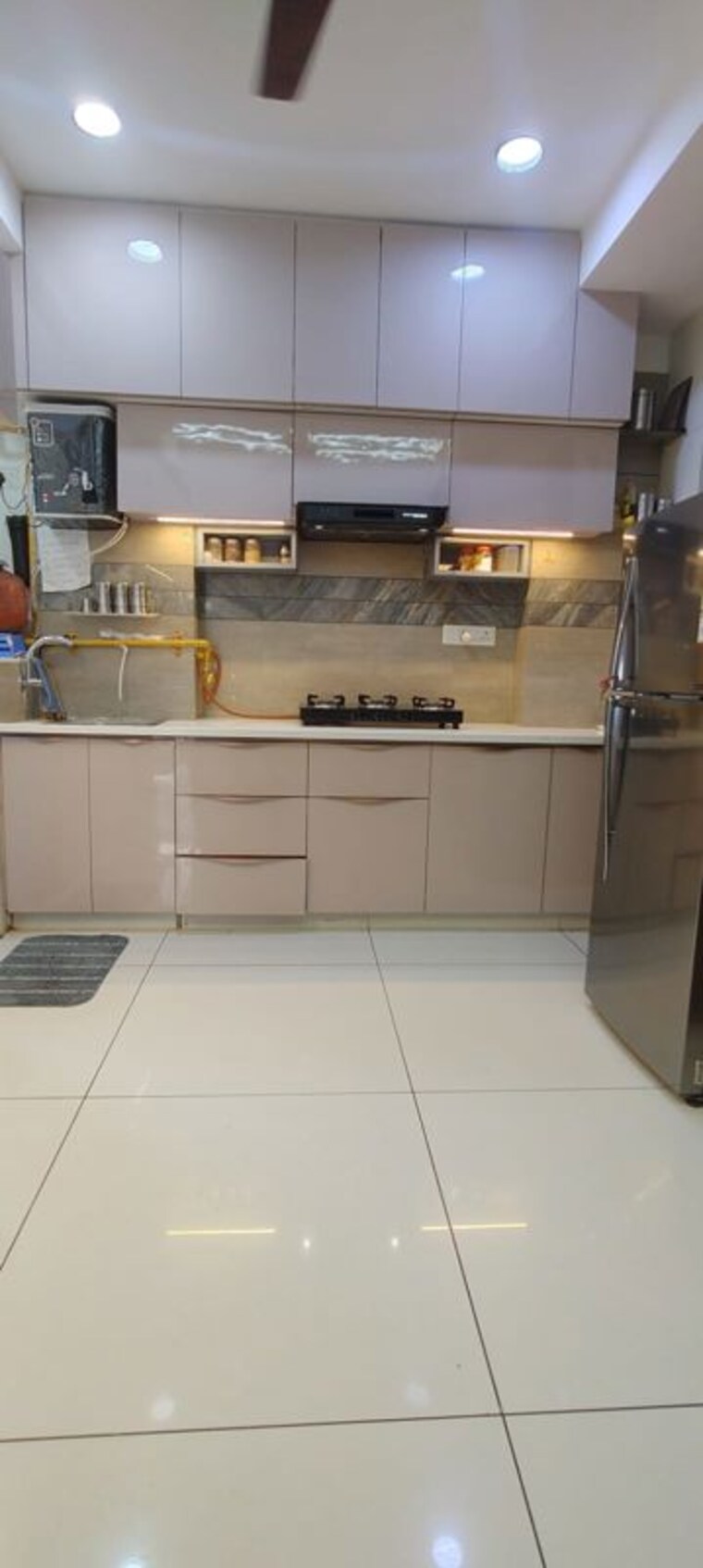 Kitchen, anand nagar 3 Bedroom 1377 Sq.Ft. Apartment In Anand Nagar Ahmedabad 10504895