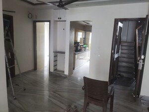 2 BHK Builder Floor For Rent in Sector 45