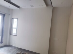 Room in 2 BHK Builder Floor at Sector 45 – for Rent
