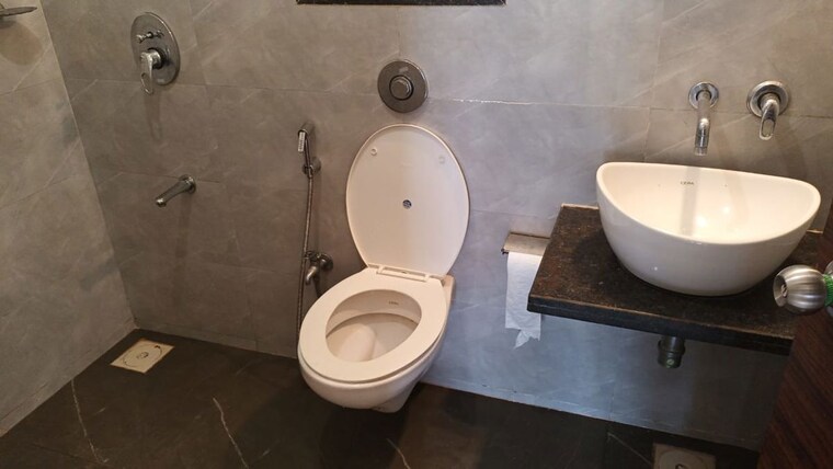 Bathroom, crystal-armus 1 Bedroom 460 Sq.Ft. Apartment In Chembur Mumbai 10504953