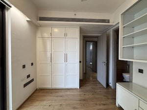 Building Lobby in 4 BHK Apartment at Rustomjee Seasons Bandra East, Bandra East – for Rent