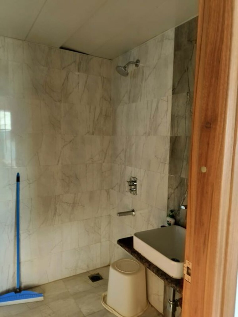 Bathroom, azeagaia-botanica 4 Bedroom 2055 Sq.Ft. Apartment In Vrindavan Yojna Lucknow 10504948