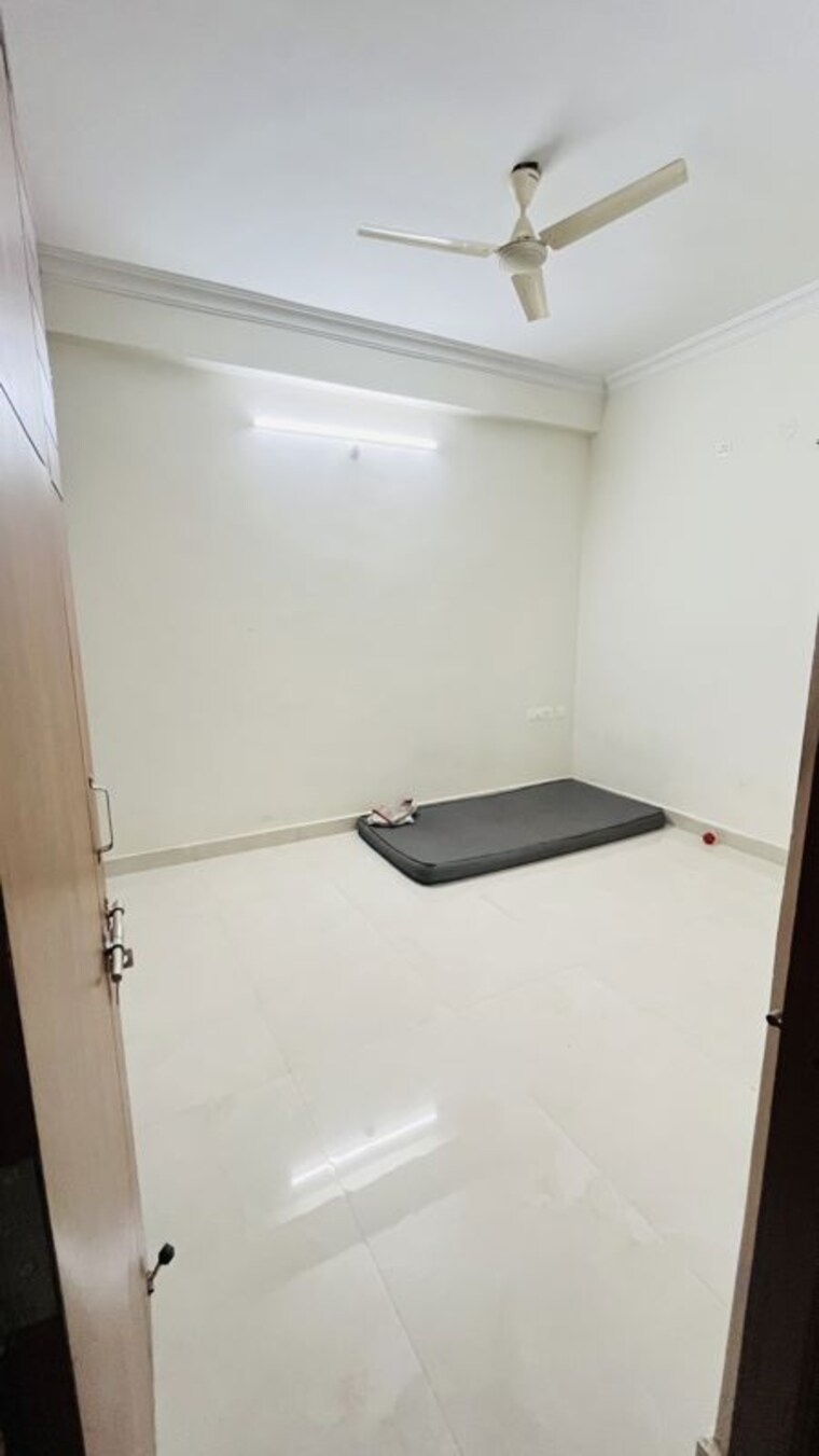 Bedroom, golden-tulip-kondapur 2.5 Bedroom 1500 Sq.Ft. Apartment In Kondapur Hyderabad 10504974
