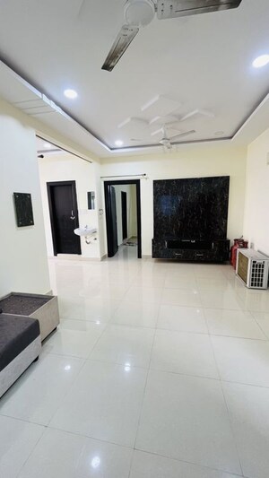 2 BHK Apartment For Rent in Golden Tulip Kondapur, Kondapur