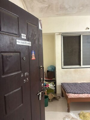 Room in 1 BHK Apartment at Aundh – for Rent