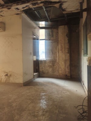 Room in  Office Space at East Of Kailash – for Rent