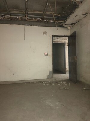 Room in  Office Space at East Of Kailash – for Rent