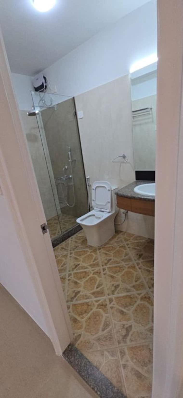 Bathroom, dariya-mahal 2 Bedroom 1100 Sq.Ft. Apartment In Malabar Hill Mumbai 10505018