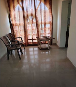 Gym in 2 BHK Builder Floor at Sector 33 – for Rent
