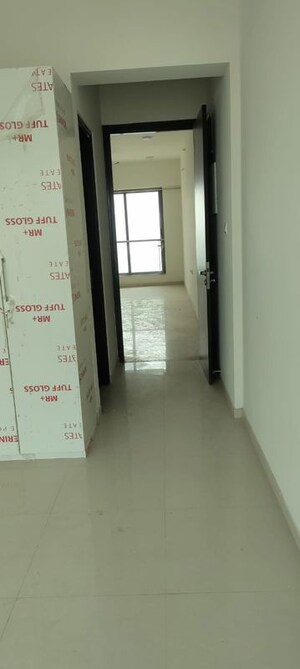 Room in 3 BHK Apartment at Peninsula Celestia Spaces, Parel – for Rent