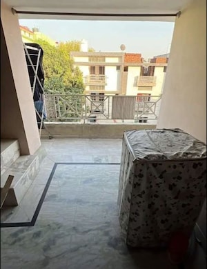 2 BHK Builder Floor For Rent in Sector 37