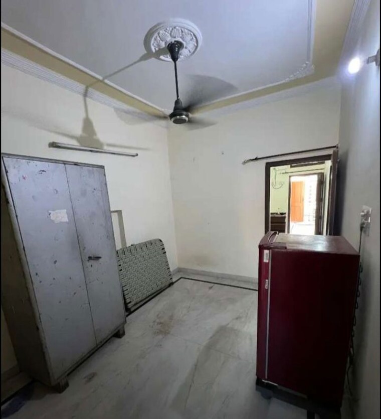 Bathroom, sector 37 2 Bedroom 1000 Sq.Ft. Builder Floor In Sector 37 Chandigarh 10505061