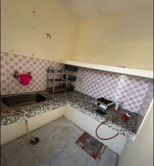 Team Area in 2 BHK Builder Floor at Sector 37 – for Rent