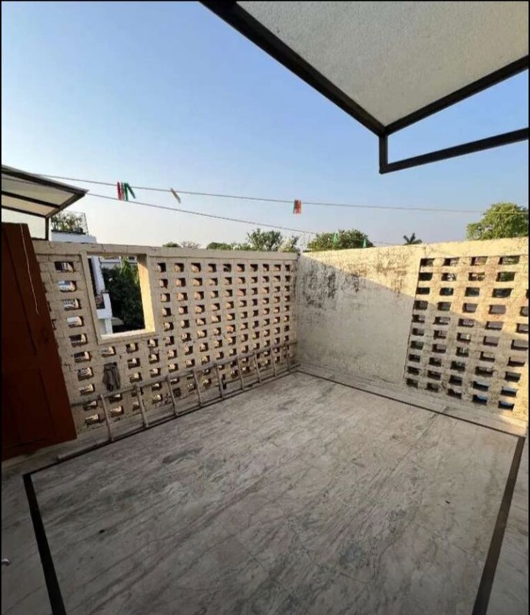 Exterior View, sector 37 2 Bedroom 1000 Sq.Ft. Builder Floor In Sector 37 Chandigarh 10505061