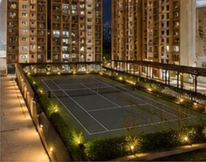 Swimming Pool in 1 BHK Apartment at Sheth Vasant Oasis, Andheri East – for Sale
