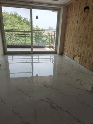 3 BHK Builder Floor For Rent in Sector 7