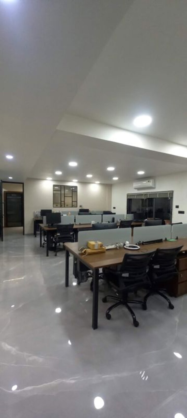 Team Area, navrangpura Commercial Office Space 1900 Sq.Ft. In Navrangpura Ahmedabad 10505054