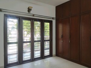 Room in 3 BHK Apartment at Ajay Towers, Indiranagar – for Rent